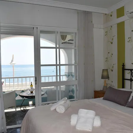 Casa Brisa Marina - A Un Paso De La Playa * アルガロボ・コスタ
